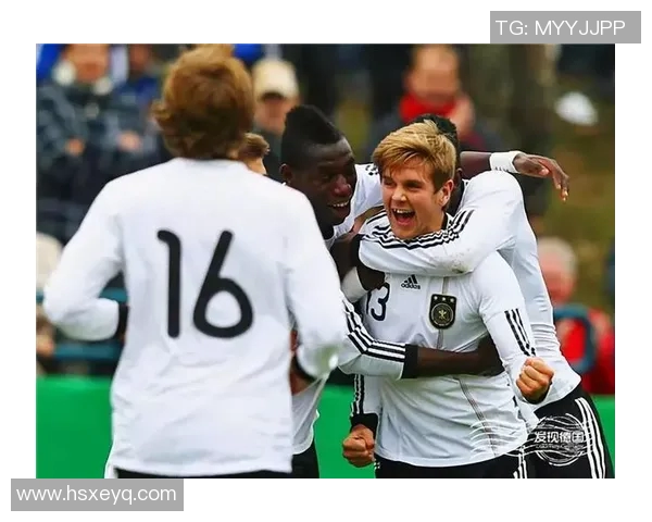 迪巴拉的足球之路：从天才少年到世界级球星的成长历程与挑战