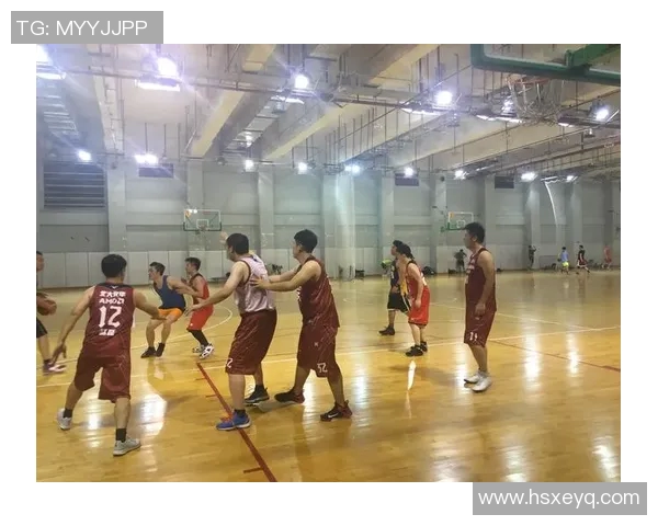 成都篮球队阵地战解析：战术布局与球员配合的深度分析MBA