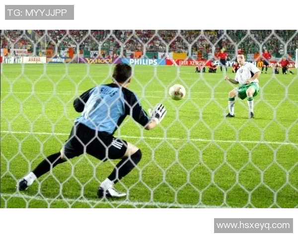 诺伊尔：从守门员到传奇的足球之路与背后的故事