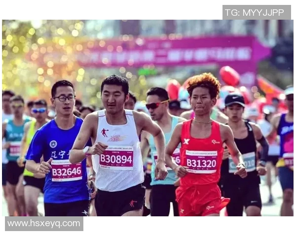 城市马拉松热潮下深圳街舞队精彩节奏展现引发观众热烈反响MBA