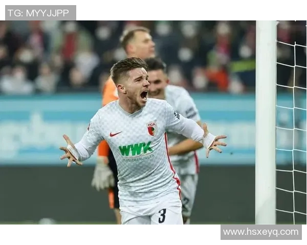 莱万回归旧主赛场引发拜仁球迷愤怒声讨称其忘恩负义